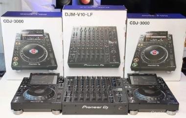 Pioneer DJM-V10-LF y Pioneer CDJ-3000 y Pioneer DJM-A9 Mixer